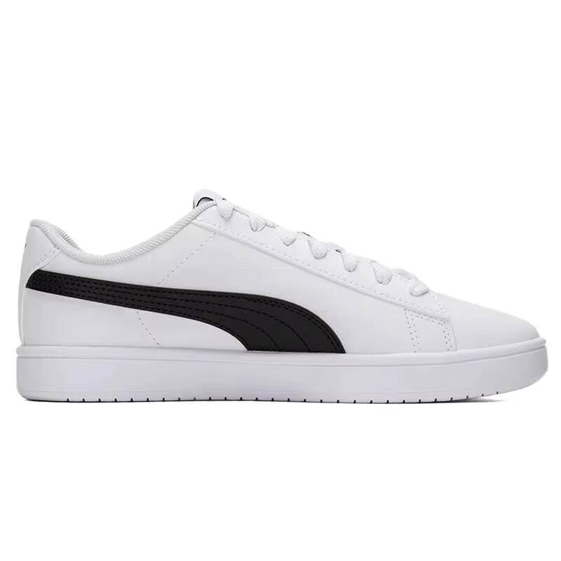أحذية رياضية كلاسيكية من PUMA  - مراجعة Puma Shoes Suede Classic وسعره